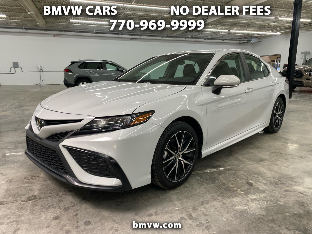 Toyota Camry SE Auto (Natl) 2024
