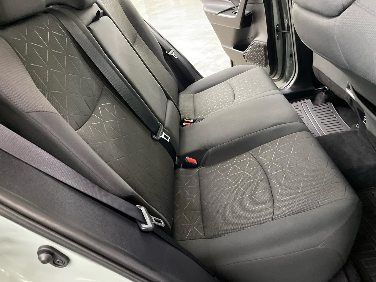 Toyota RAV4 XLE FWD (Natl) 2021