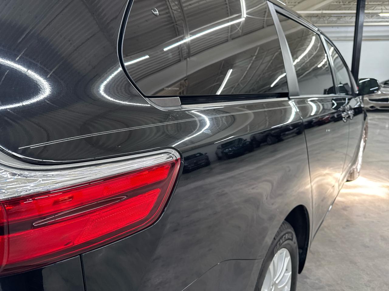 Toyota Sienna 5dr 8-Pass Van XLE Premium FWD (Natl) 2015