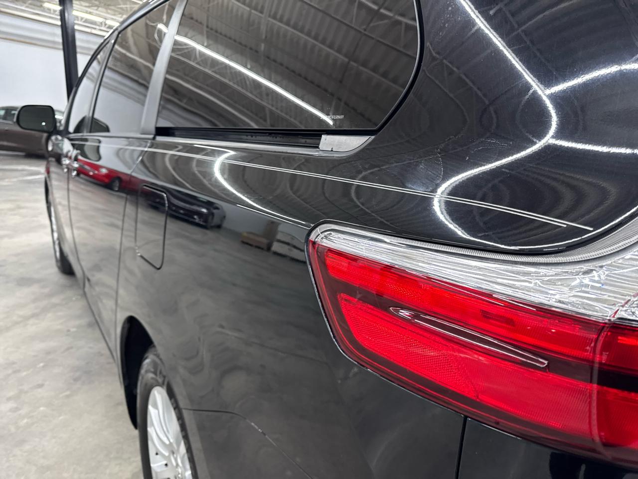 Toyota Sienna 5dr 8-Pass Van XLE Premium FWD (Natl) 2015