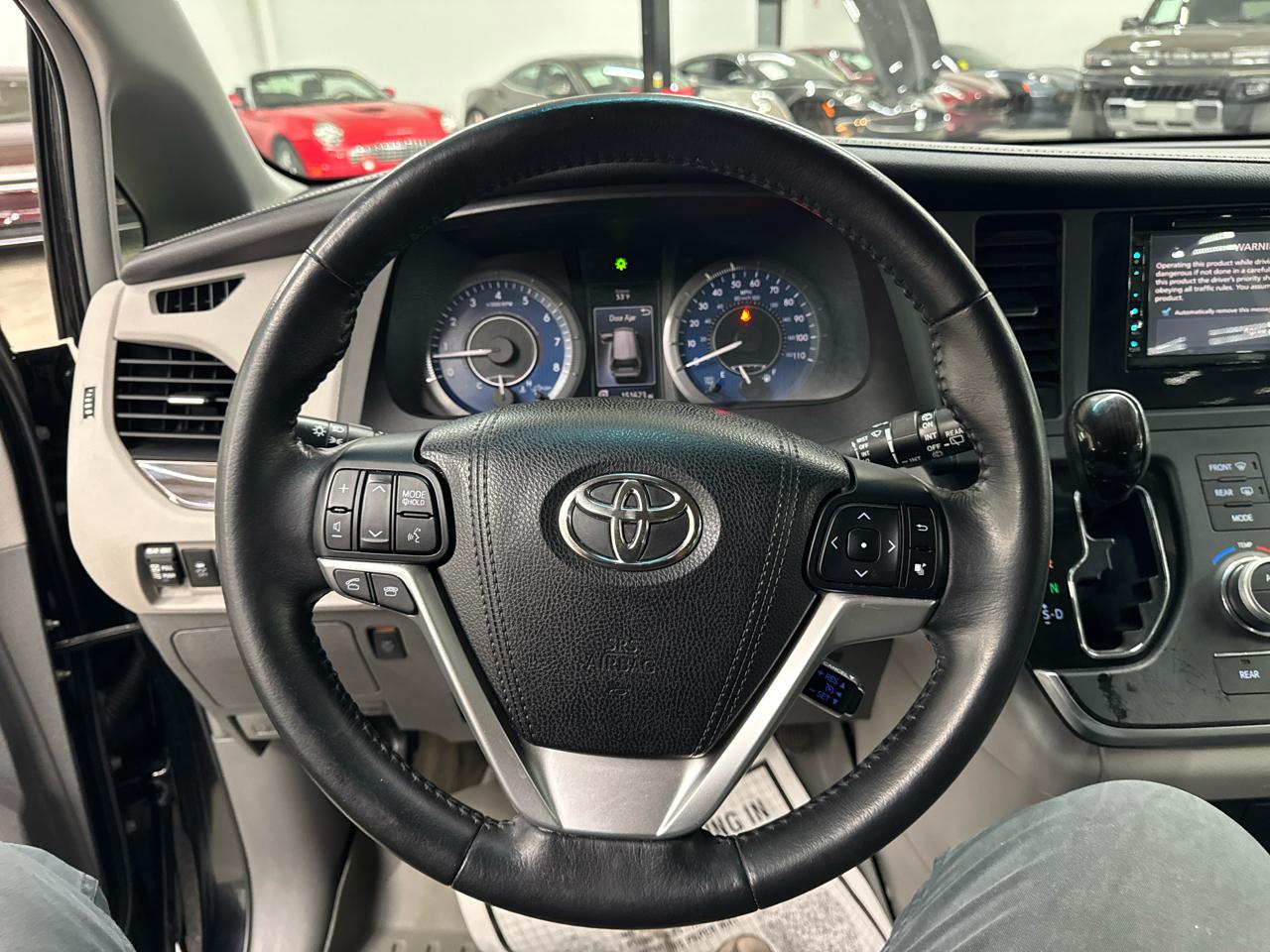 Toyota Sienna 5dr 8-Pass Van XLE Premium FWD (Natl) 2015