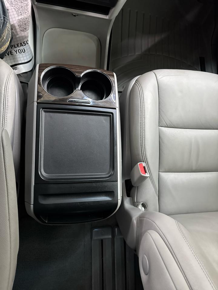 Toyota Sienna 5dr 8-Pass Van XLE Premium FWD (Natl) 2015