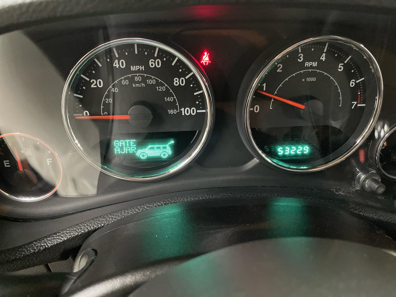 Jeep Wrangler Unlimited 4WD 4dr Sahara 2014