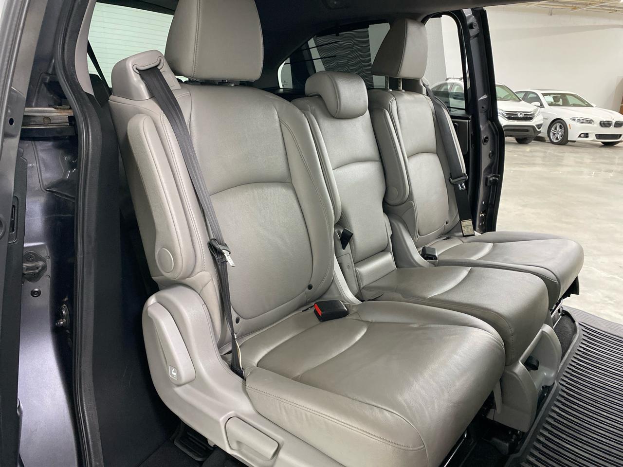 Honda Odyssey Touring Auto 2018