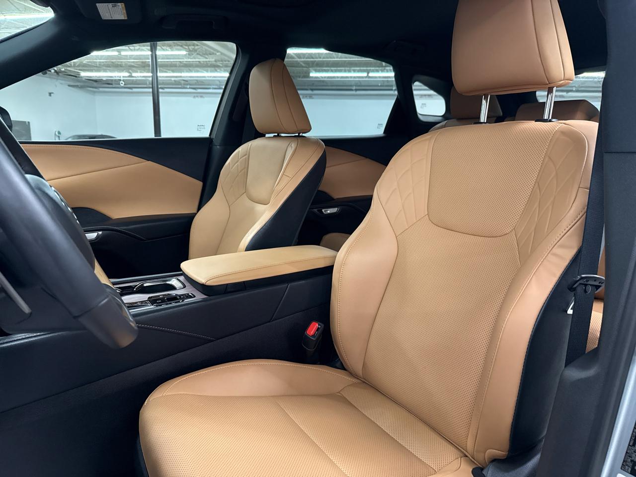 Lexus RX RX 350h AWD 2025