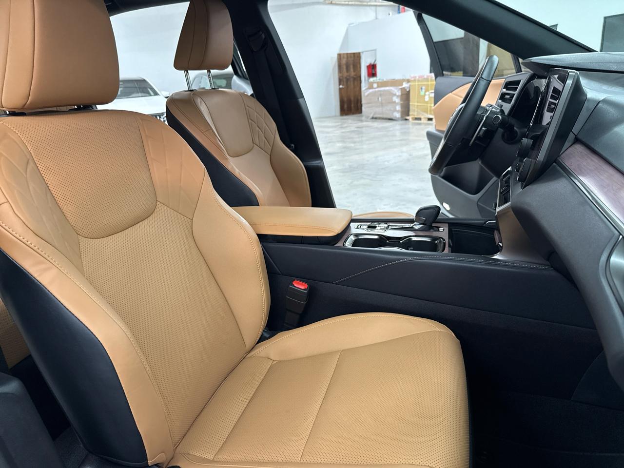 Lexus RX RX 350h AWD 2025