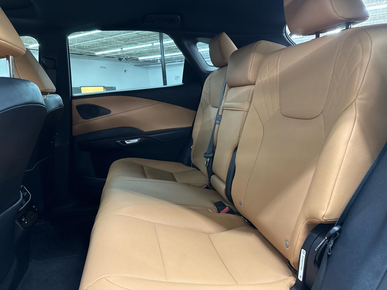 Lexus RX RX 350h AWD 2025