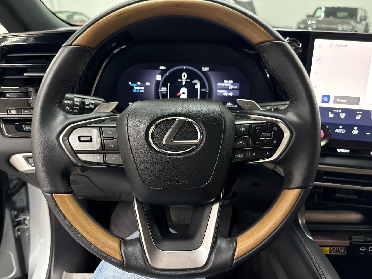 Lexus RX RX 350h AWD 2025