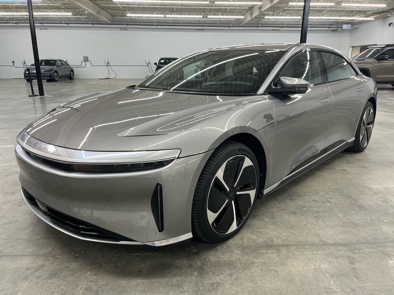 Lucid Air Pure RWD 2025