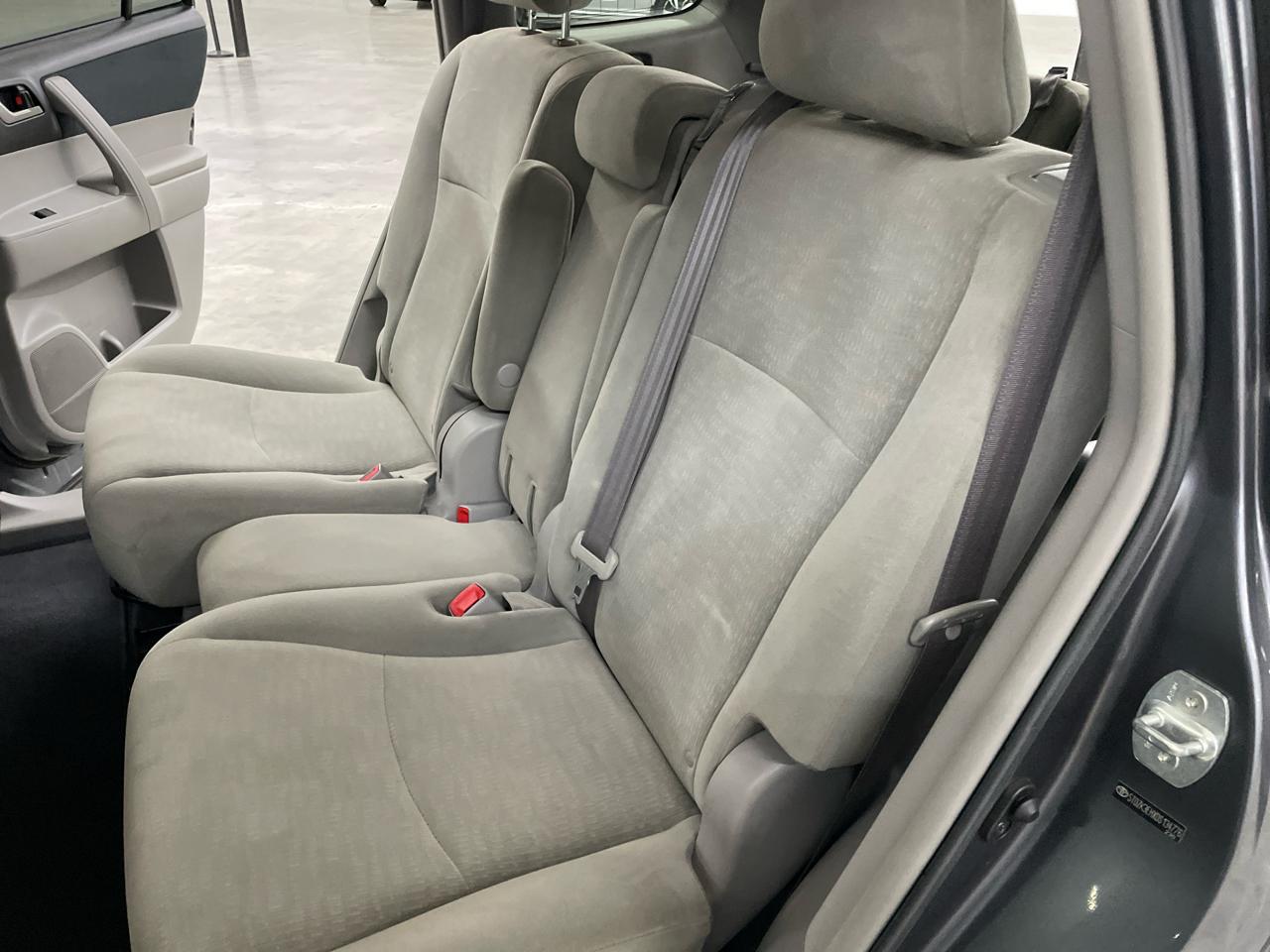 Toyota Highlander FWD 4dr V6 (Natl) 2013