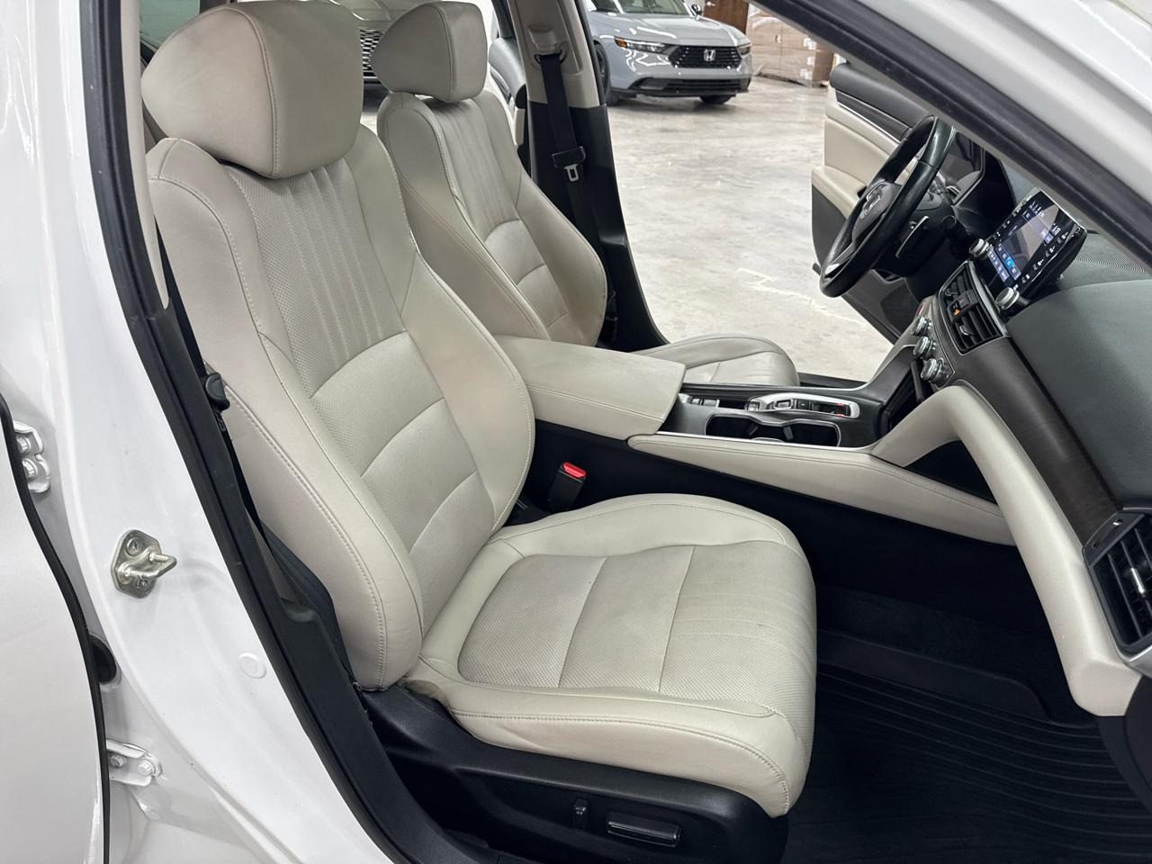 Honda Accord Sedan EX-L 2.0T Auto 2019