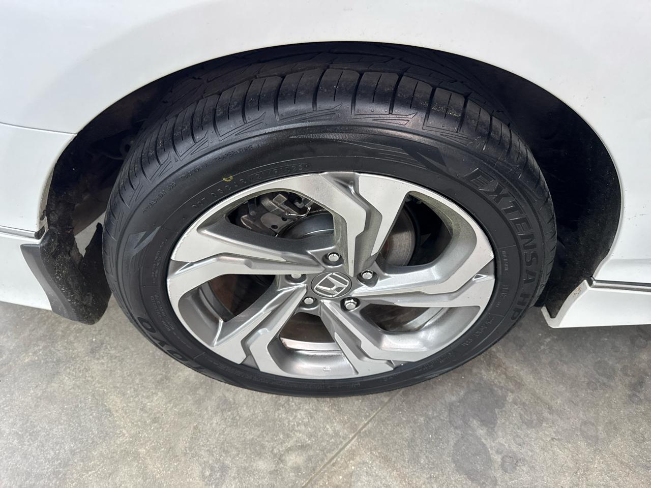 Honda Accord Sedan EX-L 2.0T Auto 2019