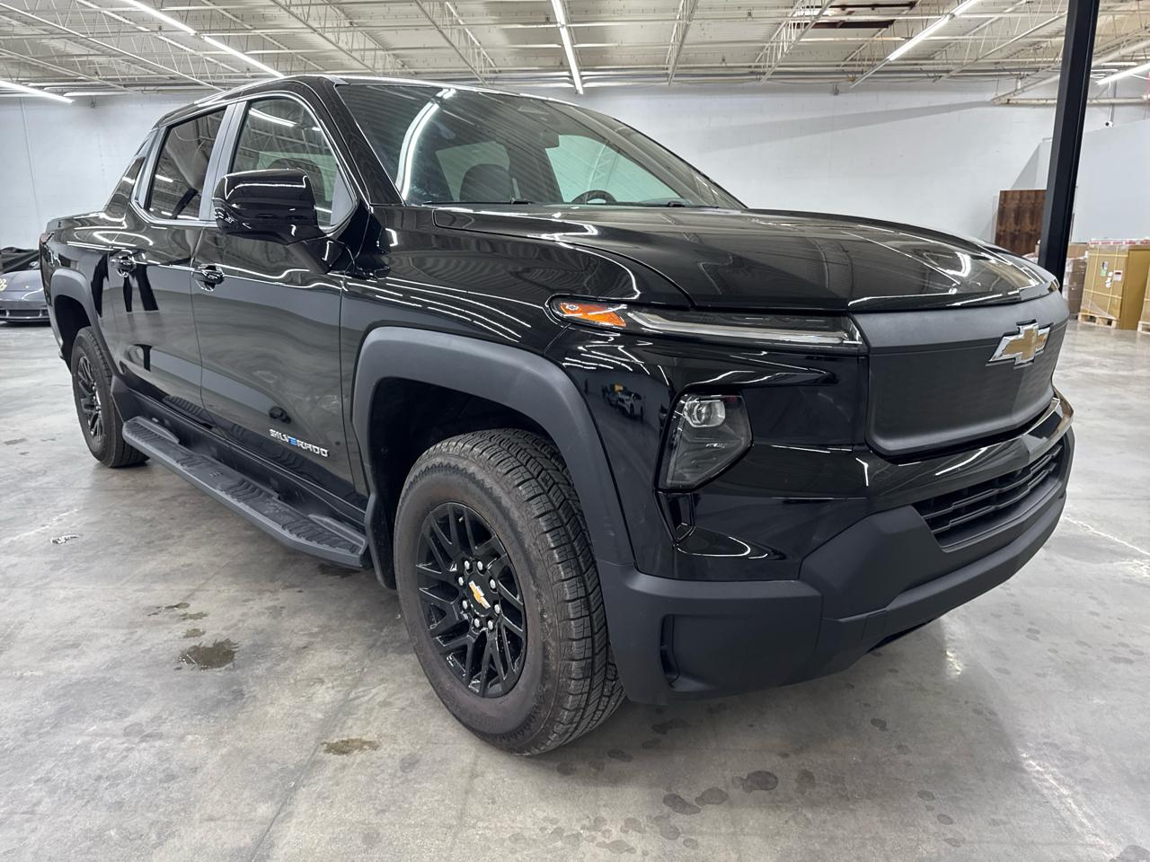 Chevrolet Silverado EV e4WD Crew Cab Work Truck w/4WT 2024