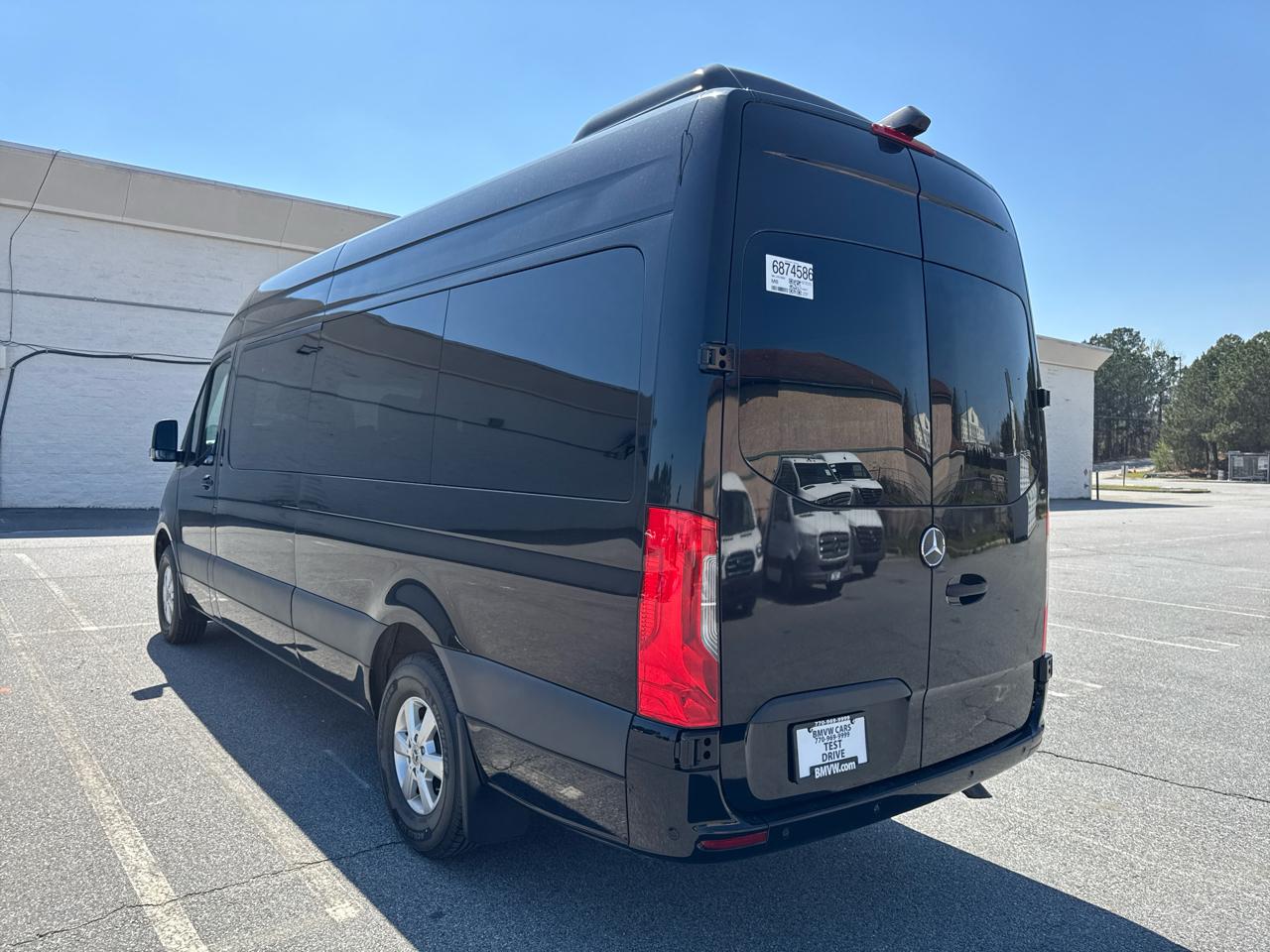 Mercedes-Benz Sprinter Passenger Van 2500 High Roof V6 170" RWD 2020