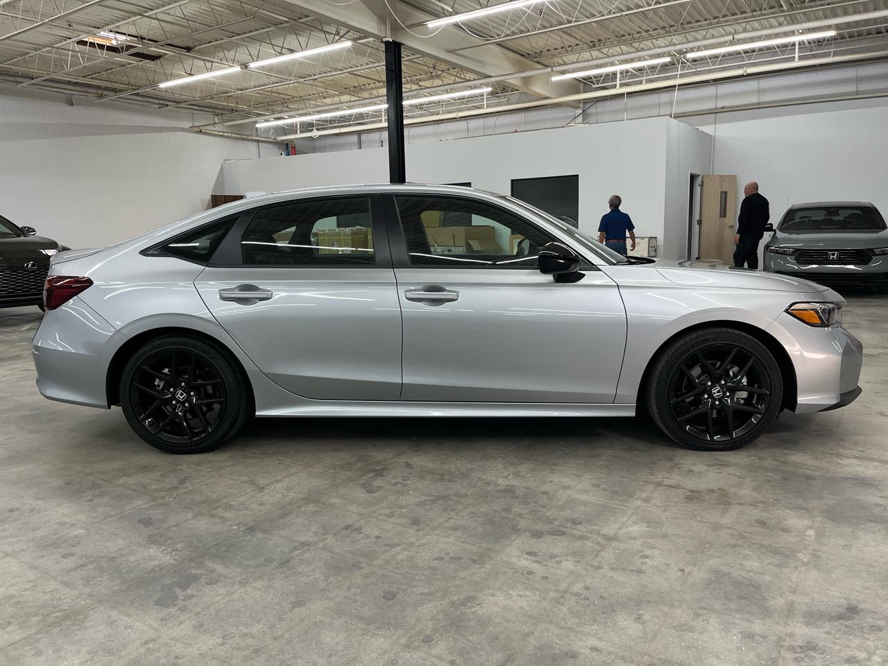 Honda Civic Sedan Hybrid Sport CVT 2025