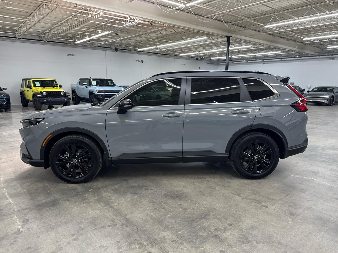 Honda CR-V Hybrid Sport Touring AWD 2025