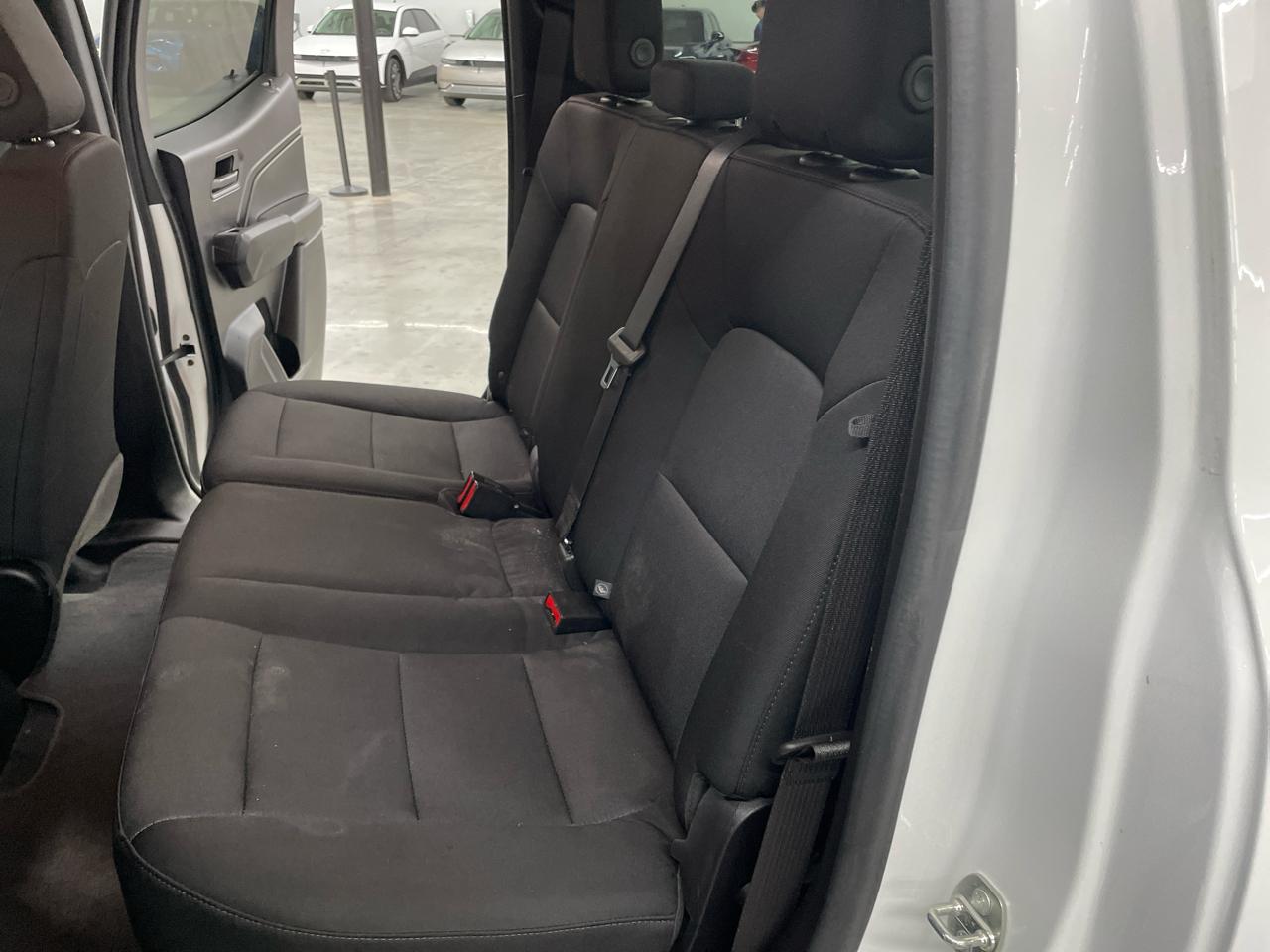 Chevrolet Colorado 2WD Crew Cab WT 2023