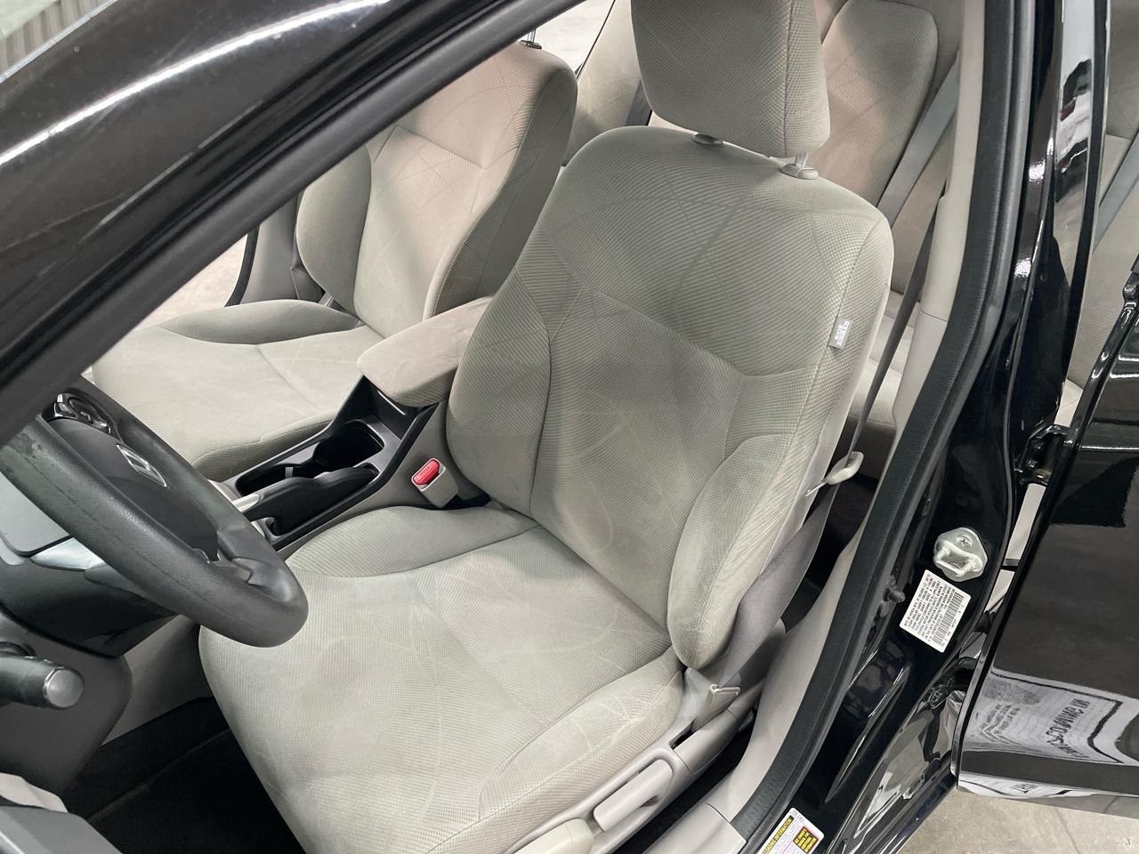 Honda Civic Sdn 4dr Auto LX 2012