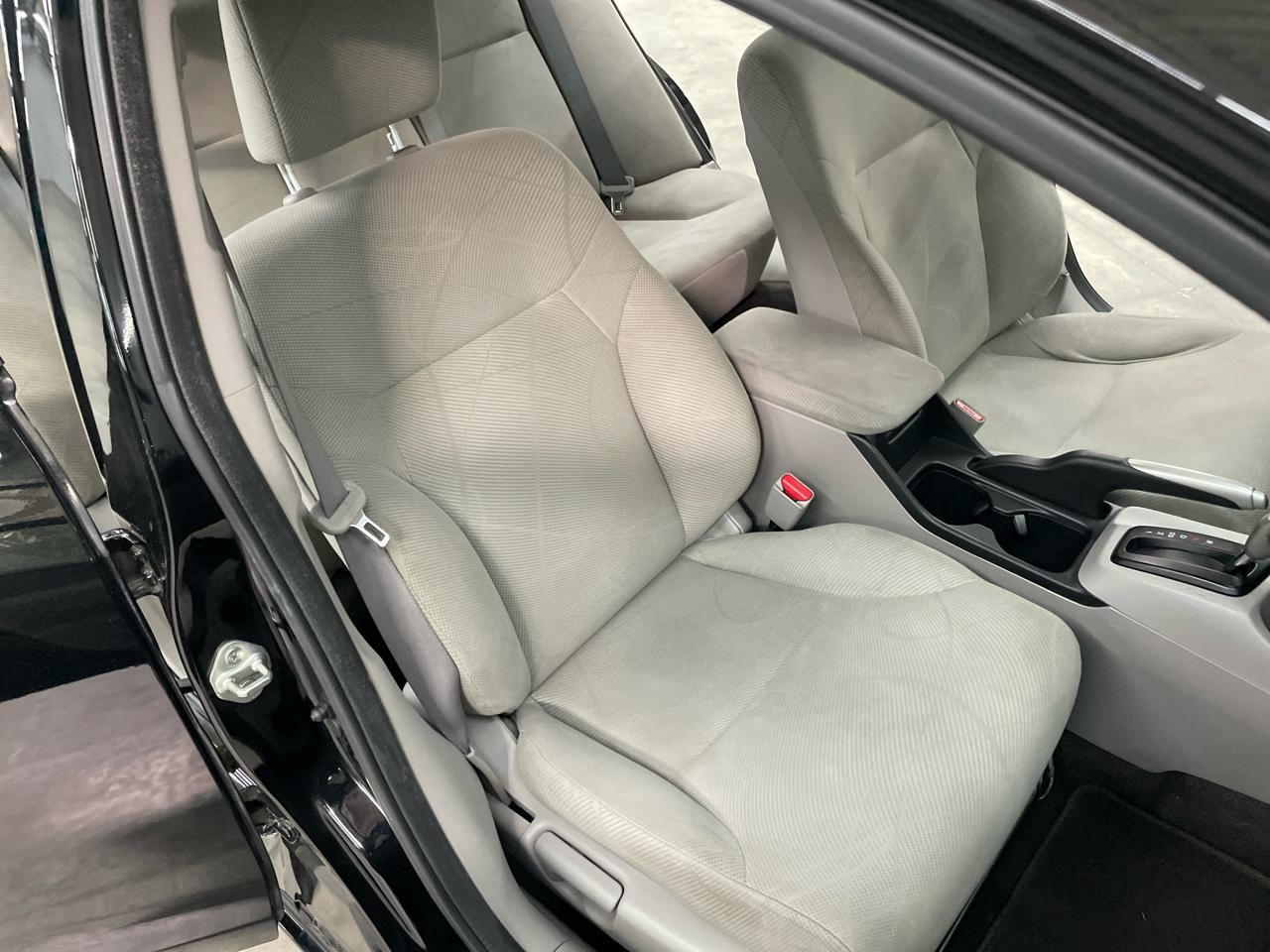 Honda Civic Sdn 4dr Auto LX 2012