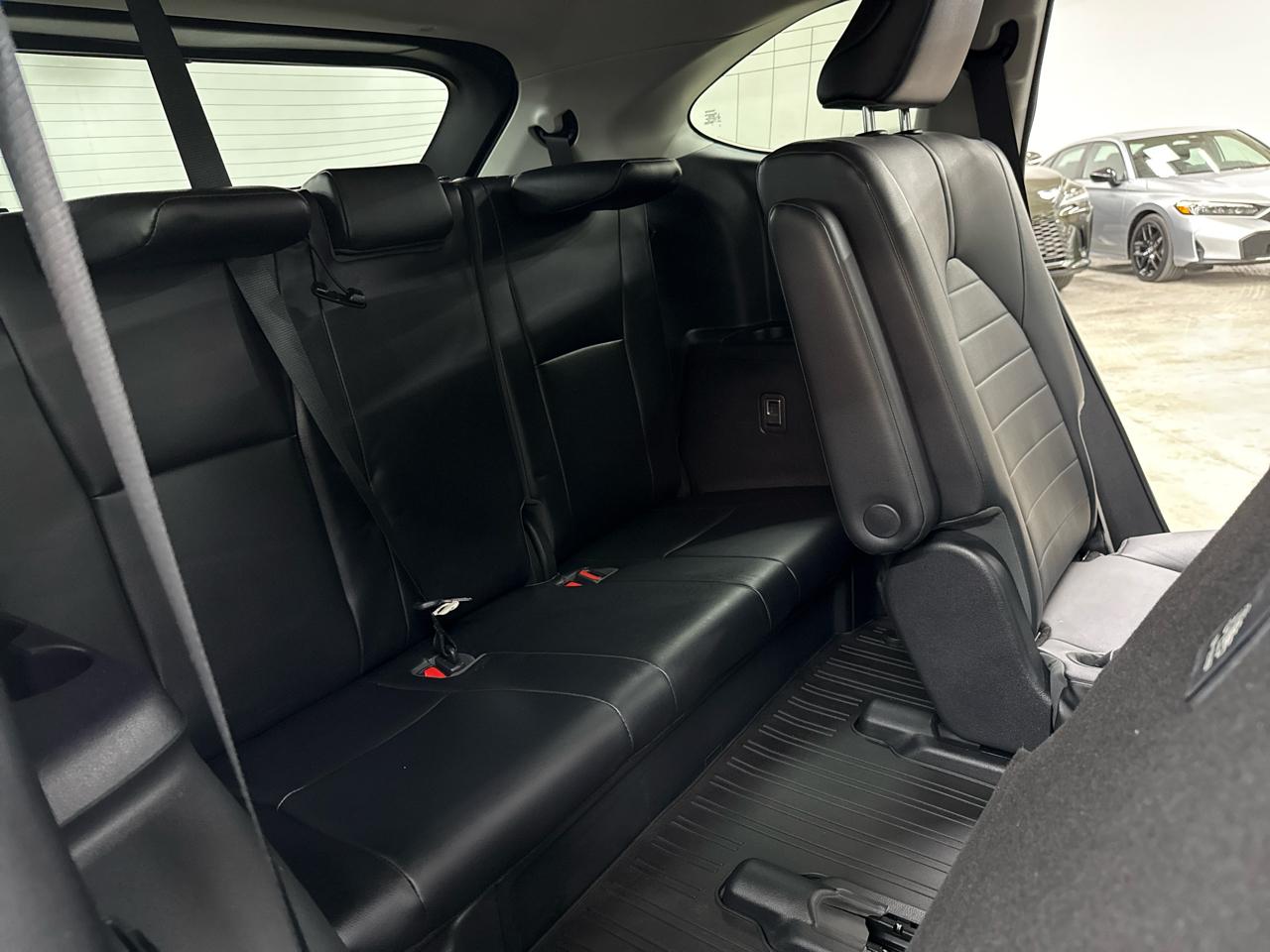 Toyota Highlander Hybrid XLE FWD (Natl) 2020