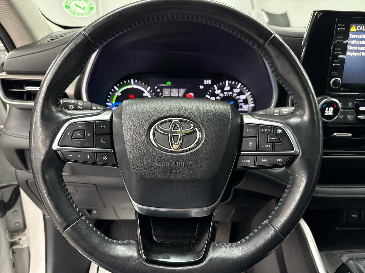 Toyota Highlander Hybrid XLE FWD (Natl) 2020