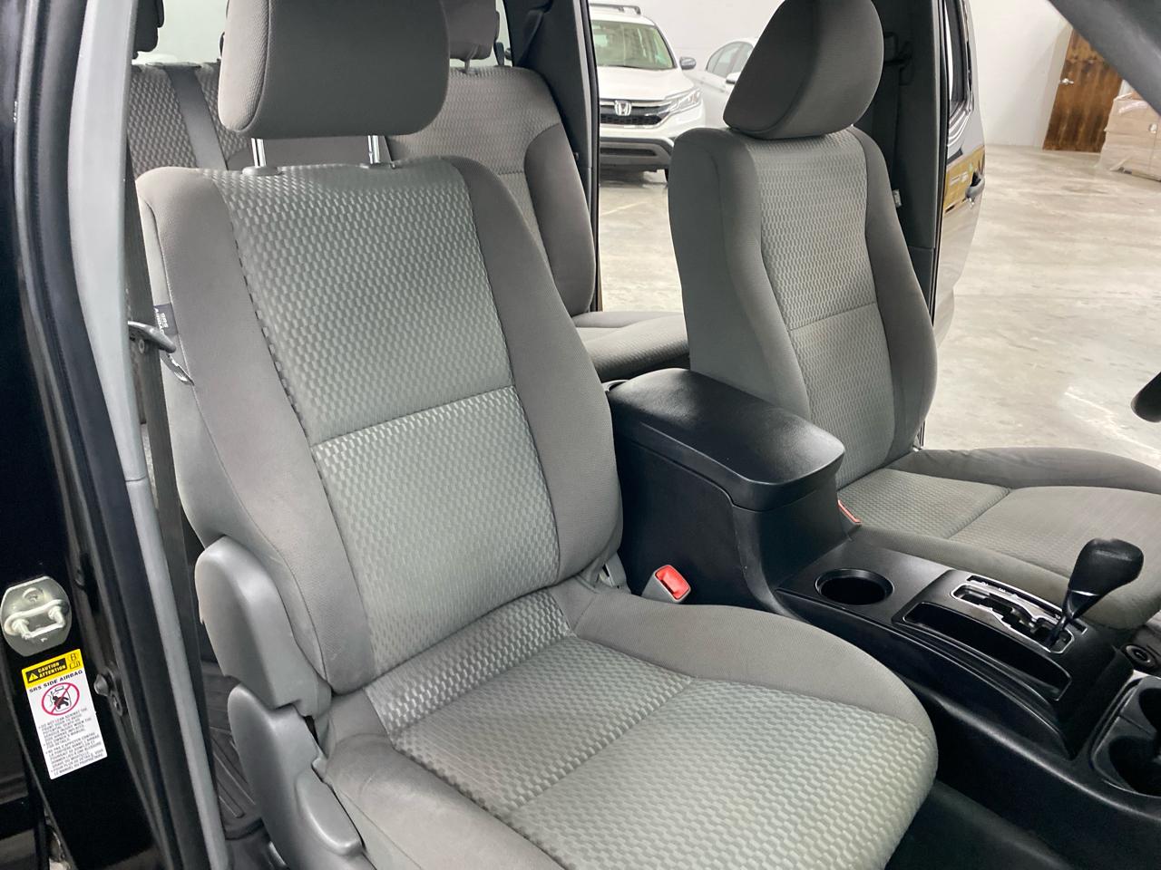 Toyota Tacoma 4WD Double Cab V6 MT (Natl) 2014