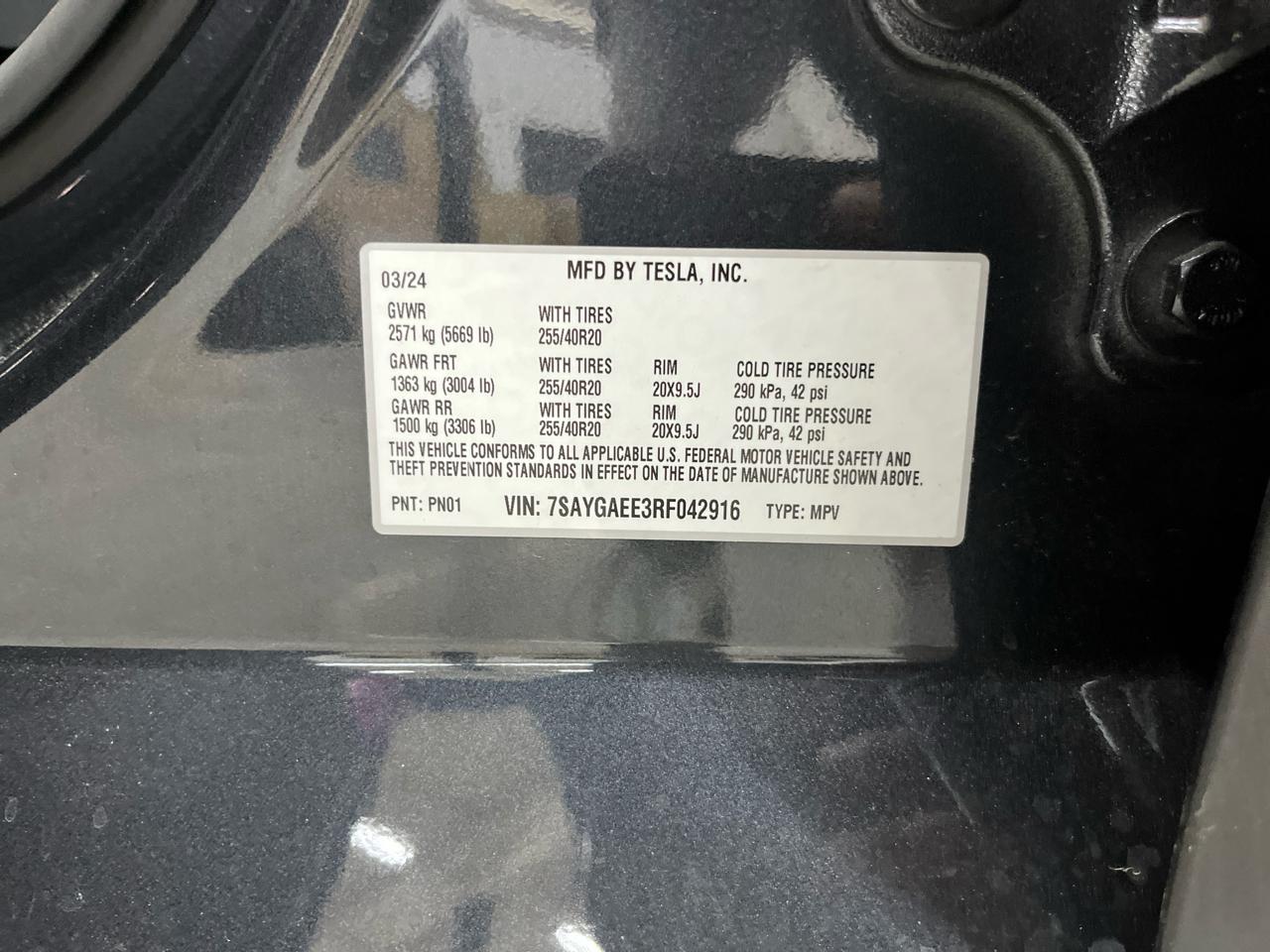 Tesla Model Y Long Range AWD 2024