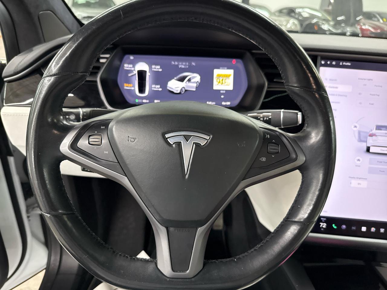 Tesla Model X 75D 2018