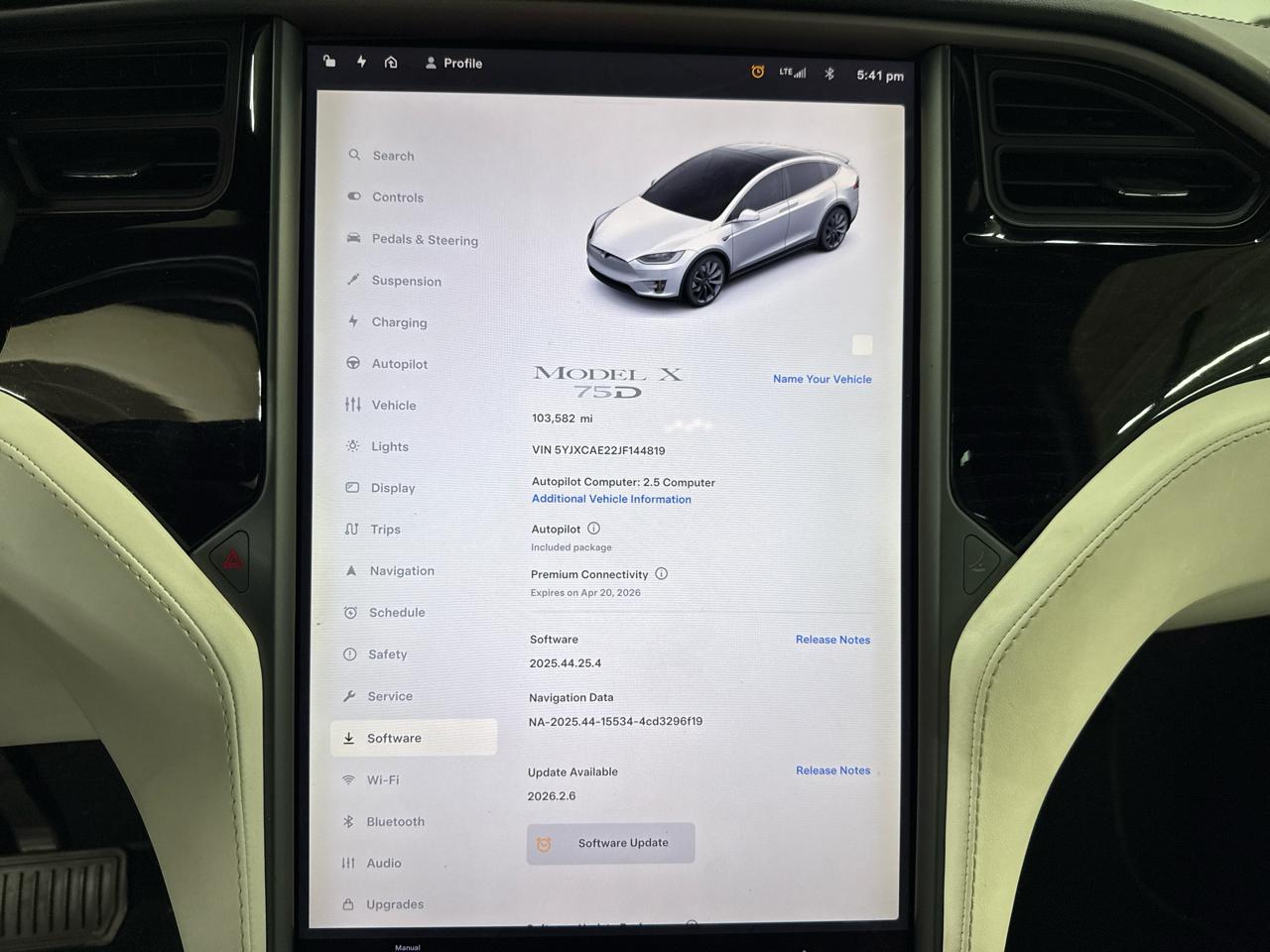 Tesla Model X 75D 2018