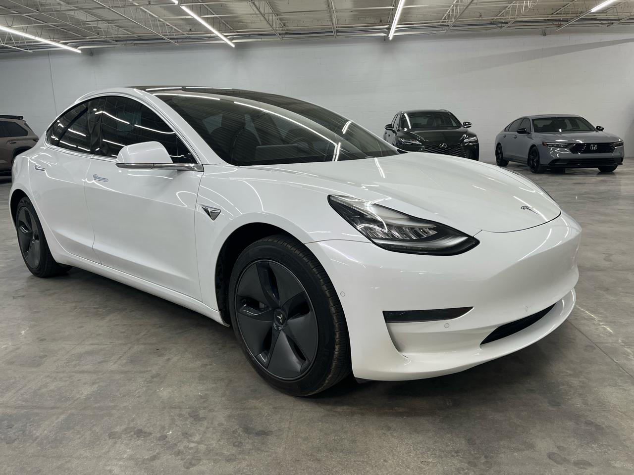 Tesla Model 3 Standard Range Plus RWD 2020