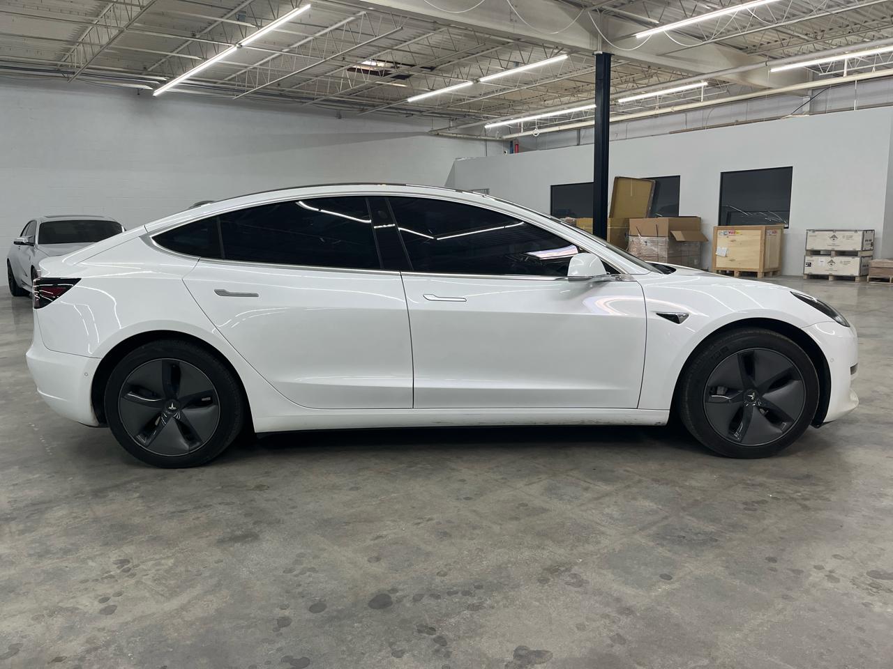 Tesla Model 3 Standard Range Plus RWD 2020