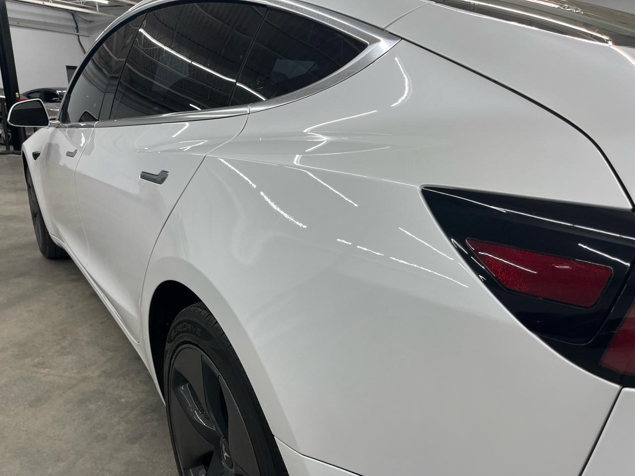 Tesla Model 3 Standard Range Plus RWD 2020