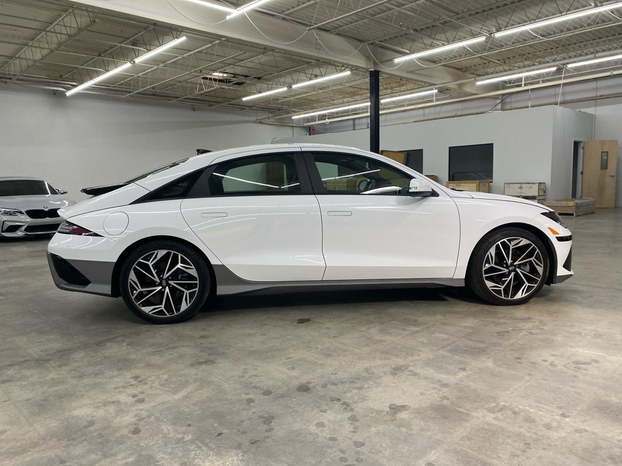 Hyundai Ioniq 6 SEL AWD 2025