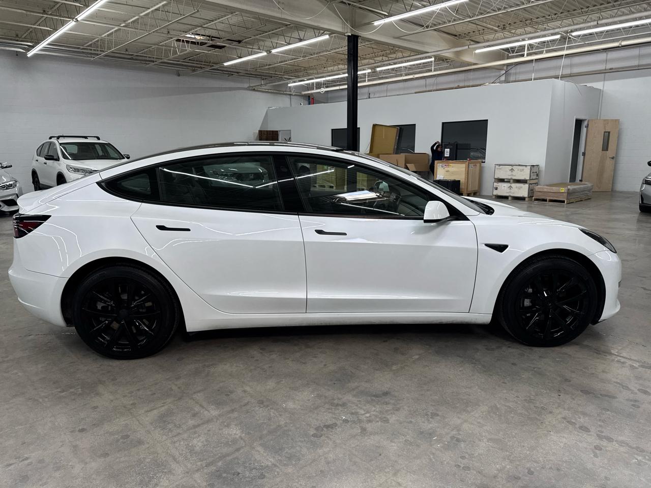 Tesla Model 3 Standard Range Plus RWD 2023
