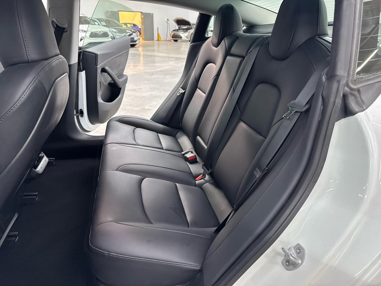 Tesla Model 3 Standard Range Plus RWD 2023