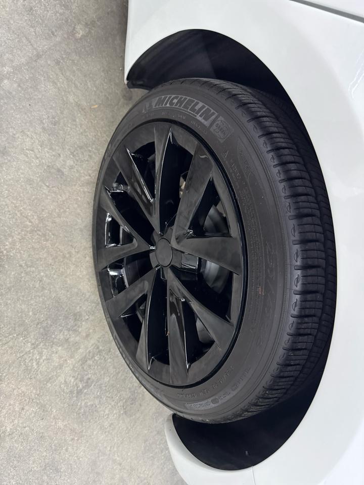 Tesla Model 3 Standard Range Plus RWD 2023