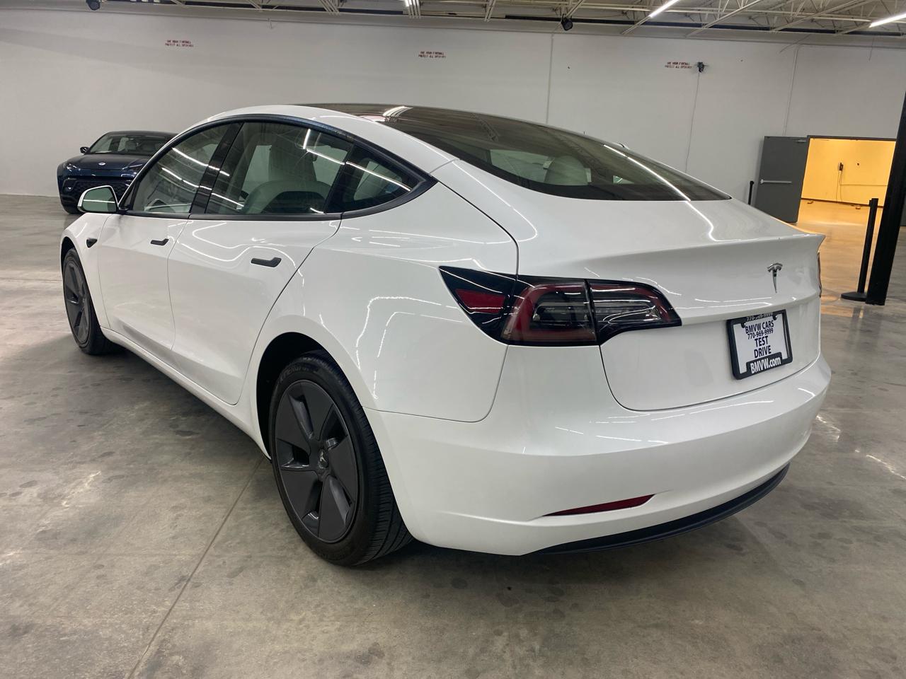 Tesla Model 3 Standard Range Plus RWD 2023