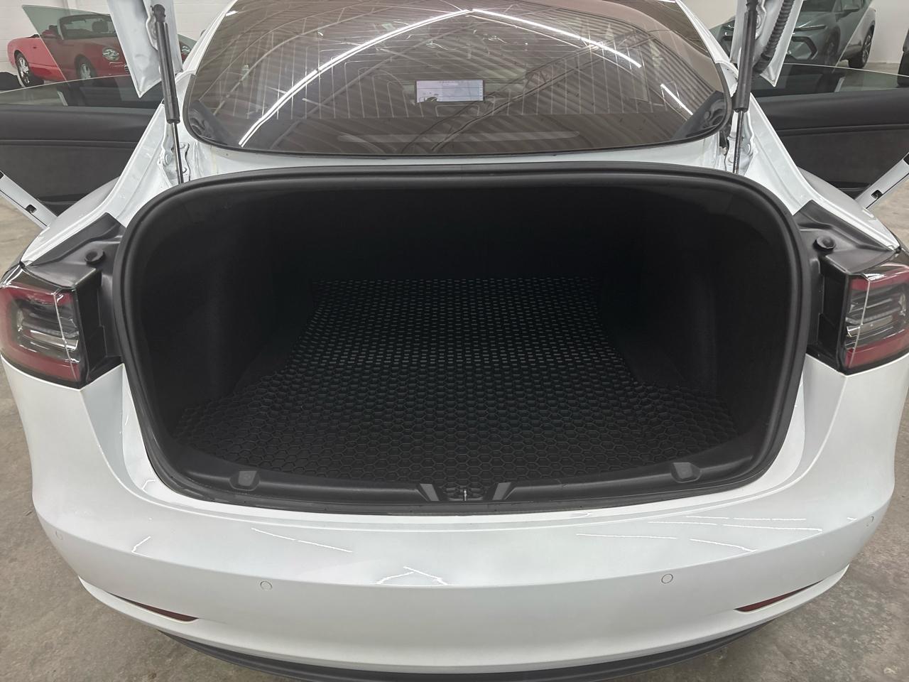 Tesla Model 3 Long Range RWD 2018