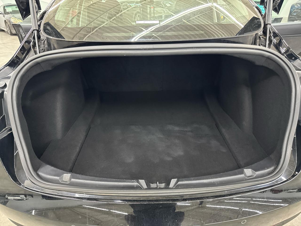 Tesla Model 3 Long Range Battery RWD 2018