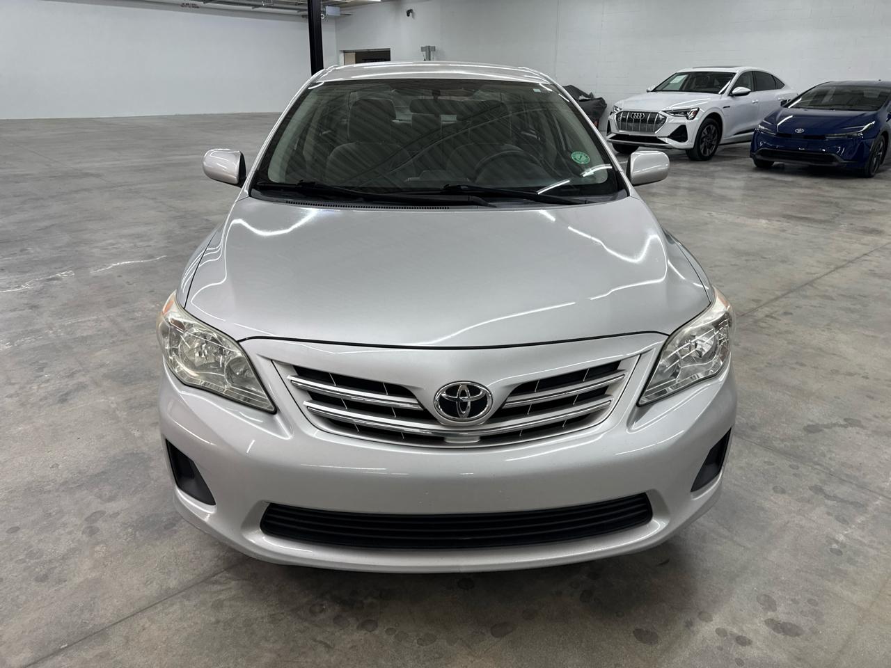 Toyota Corolla 4dr Sdn Auto L (Natl) 2013