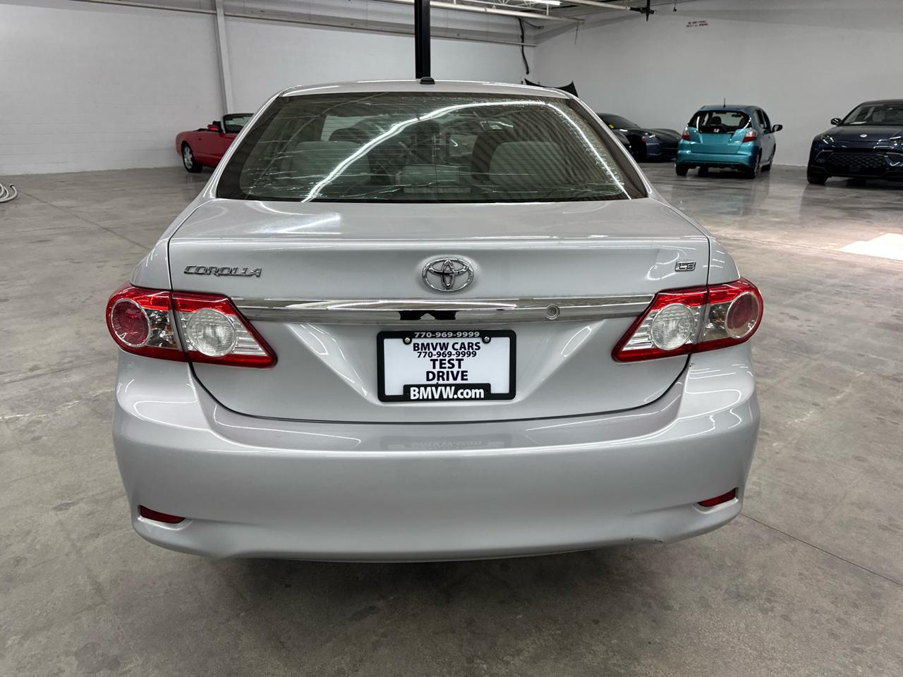 Toyota Corolla 4dr Sdn Auto L (Natl) 2013