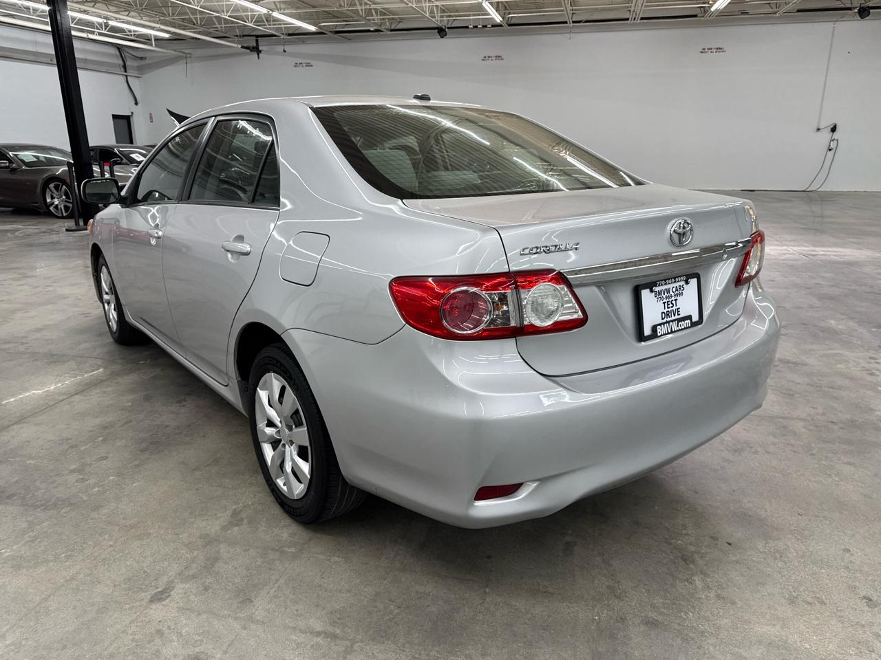 Toyota Corolla 4dr Sdn Auto L (Natl) 2013