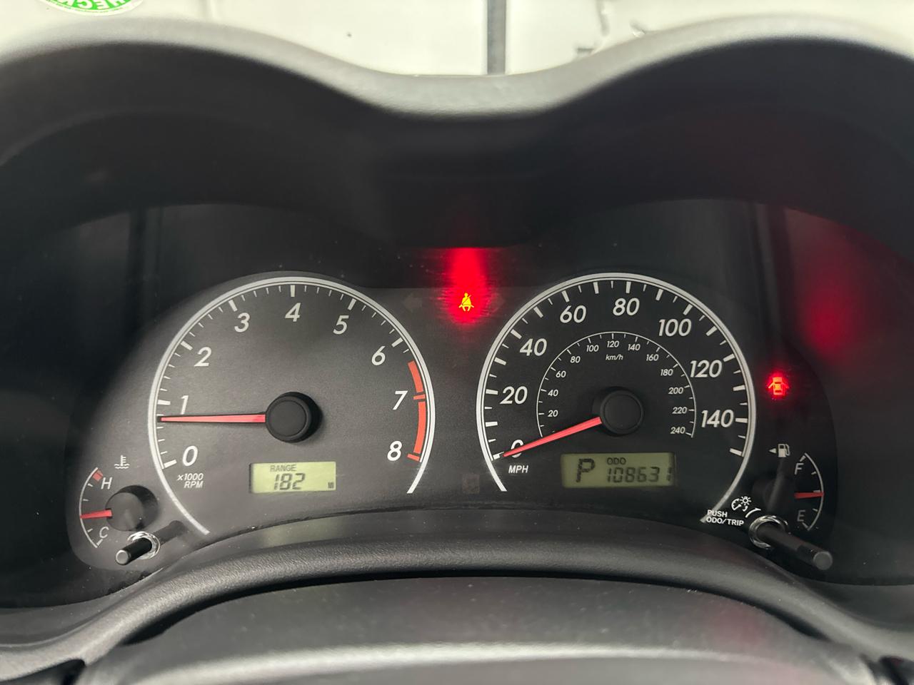 Toyota Corolla 4dr Sdn Auto L (Natl) 2013