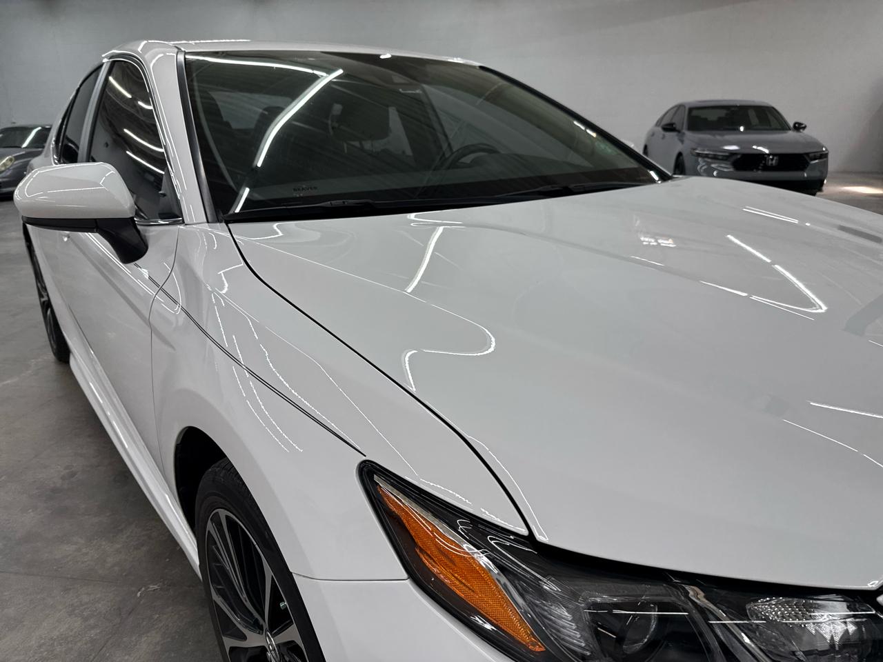 Toyota Camry SE (Natl) 2019