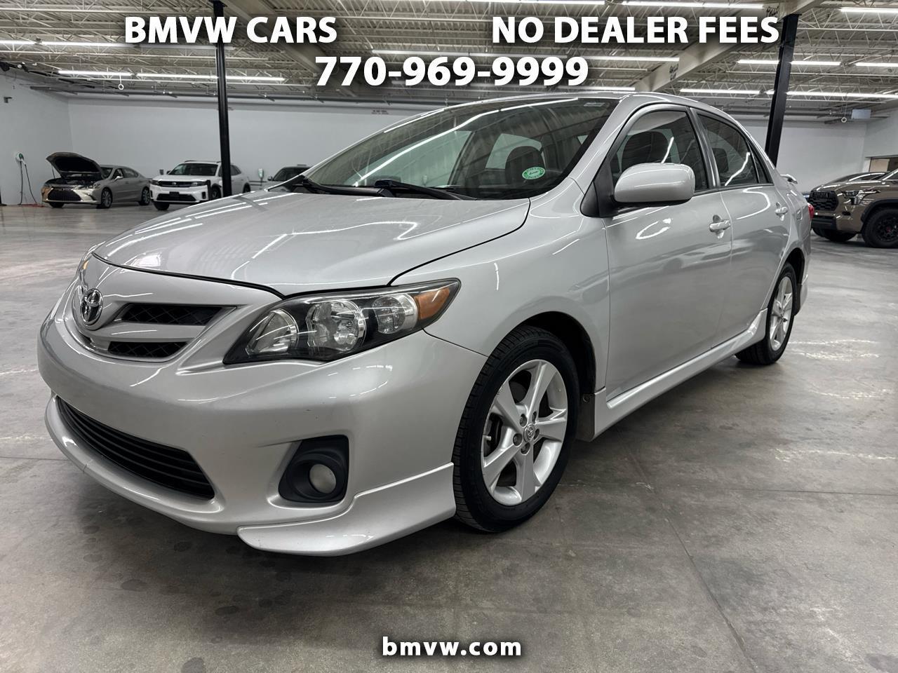 Toyota Corolla 4dr Sdn Auto LE (Natl) 2012