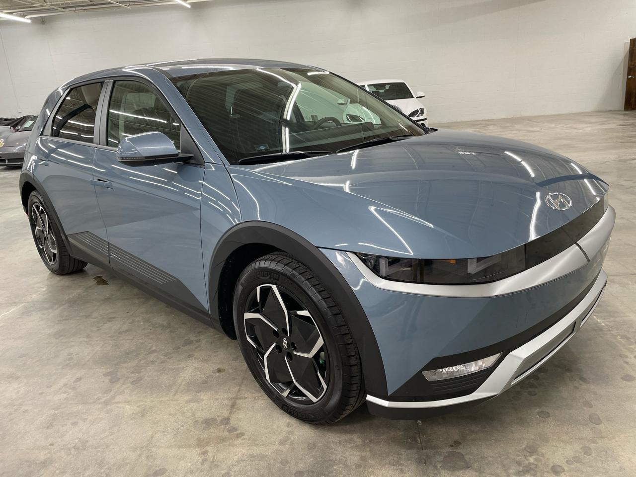 Hyundai Ioniq 5 SE Standard Range 2024