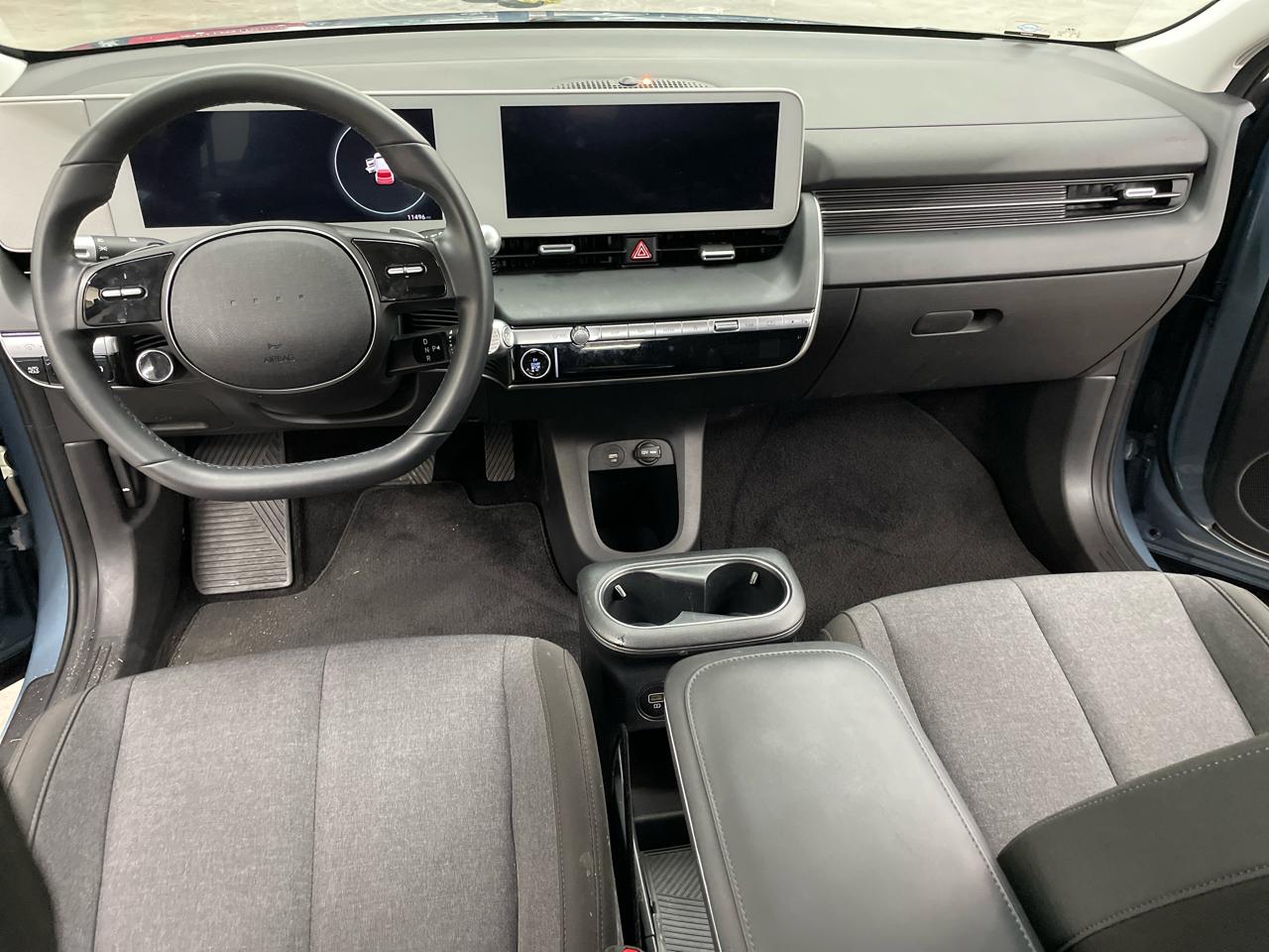 Hyundai Ioniq 5 SE Standard Range 2024