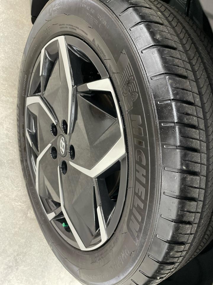 Hyundai Ioniq 5 SE Standard Range 2024