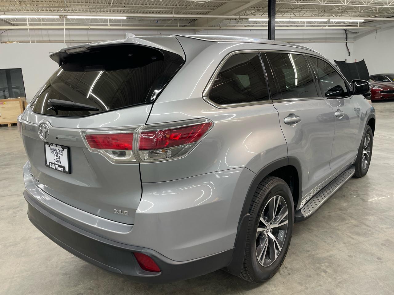 Toyota Highlander FWD 4dr V6 XLE (Natl) 2016