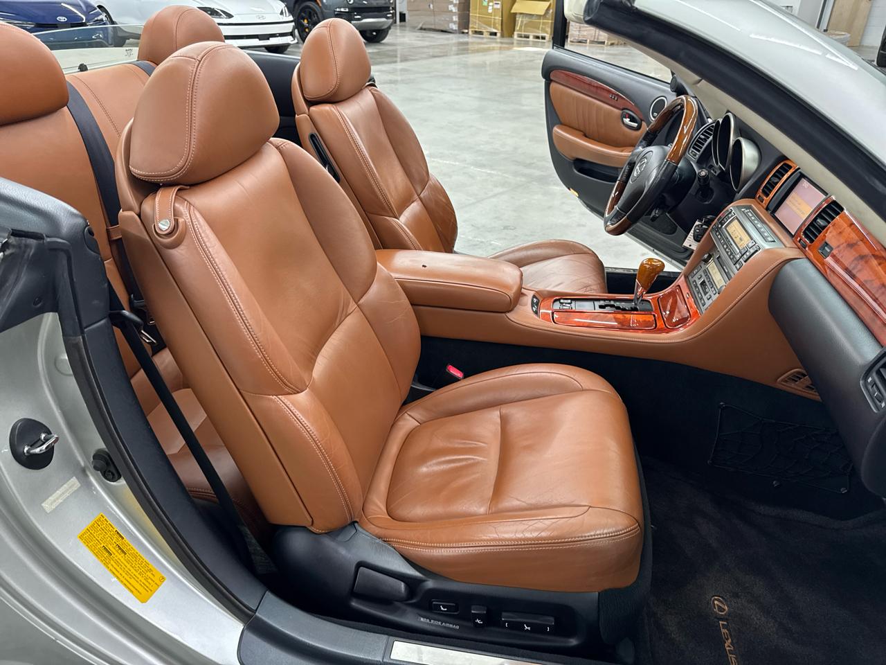 Lexus SC 430 2dr Convertible 2002